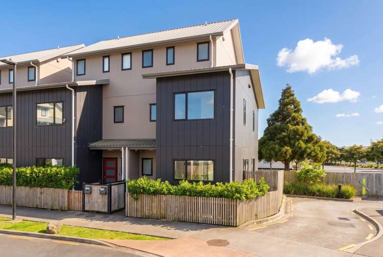 31 Eileen Newey Place_0