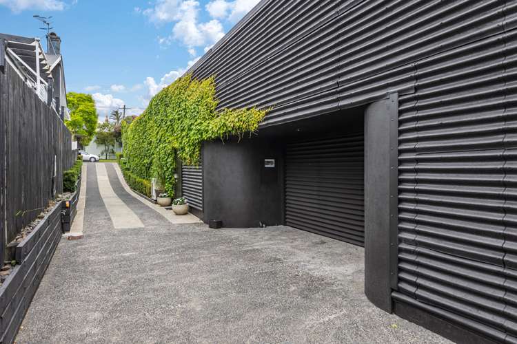 81 Warnock Street Westmere_6