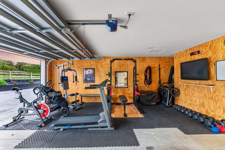 1 Ekuarangi Place Kaitake_20