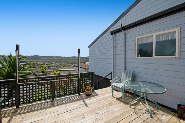 1 Ngahere Views Orewa_24