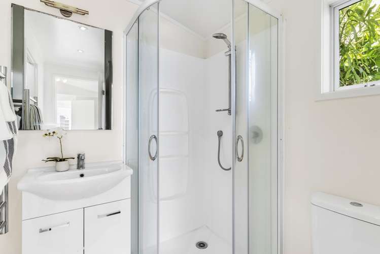 12 Lemington Road Westmere_14