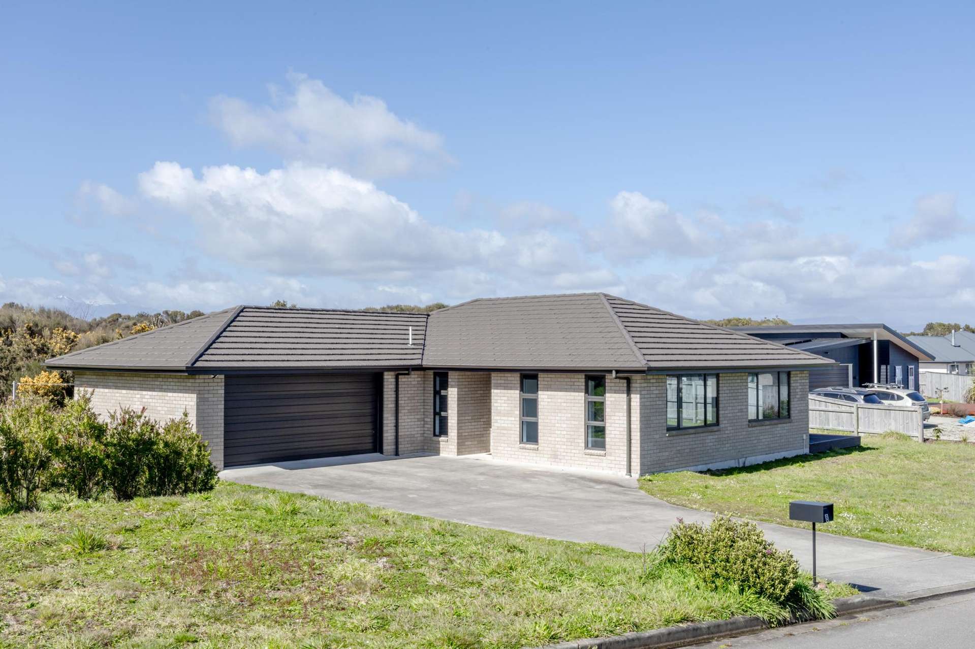8 Holly Robinson Place Hokitika_0