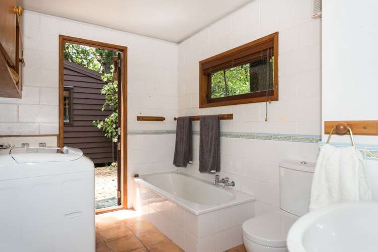 30 Park Road Titirangi_13