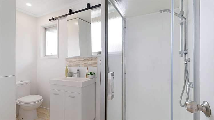 3/1 Sturges Road Henderson_9