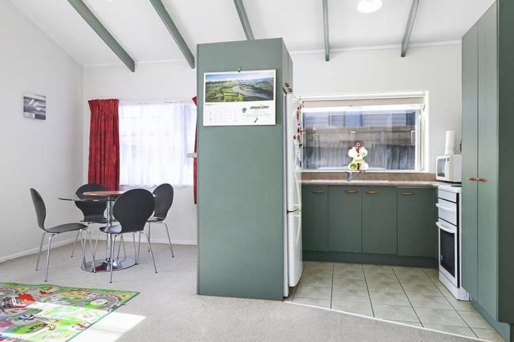 1/62 Savoy Road Glen Eden_9