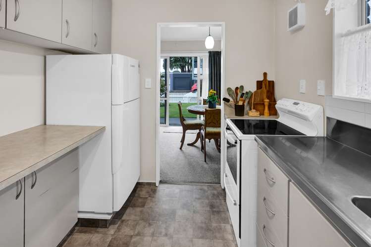 2/32 Young Street New Plymouth_5