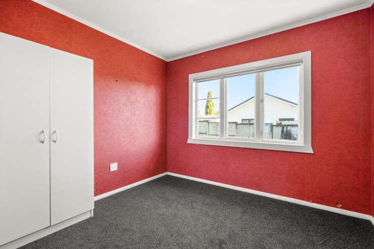 276 Pakura Street 11385_11