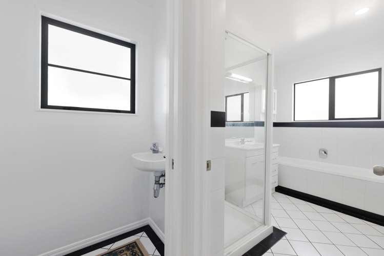 6 Fowlds Avenue Sandringham_16