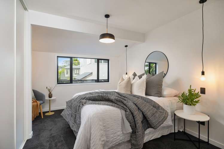 2/6 Vinter Terrace Mount Albert_12