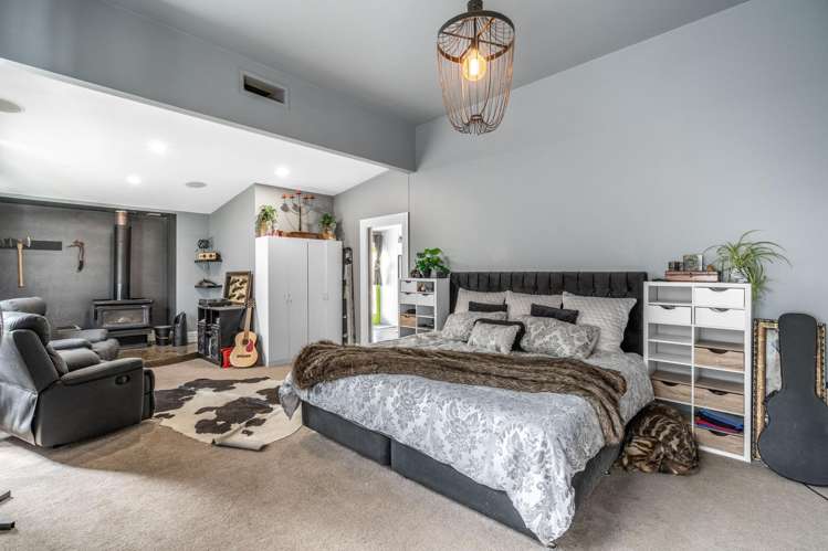 306 Crinan Street Georgetown_15