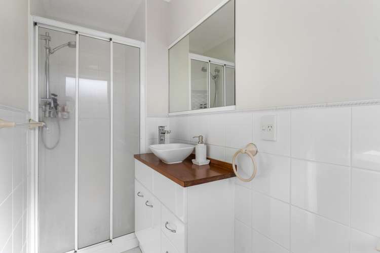 2 Hazards Road Manurewa_4