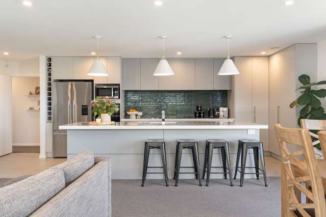 33 Sardinia Grove Fitzherbert_1