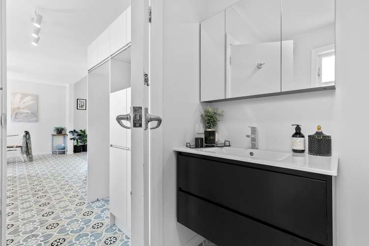 20 Emmett Street Newtown_18