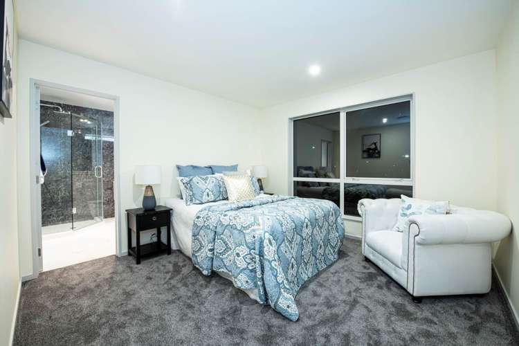 47 Donegal Park Drive Flat Bush_23