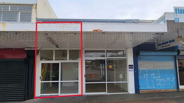 VERSATILE RETAIL SPACE IN GLEN INNES TOWN CENTRE