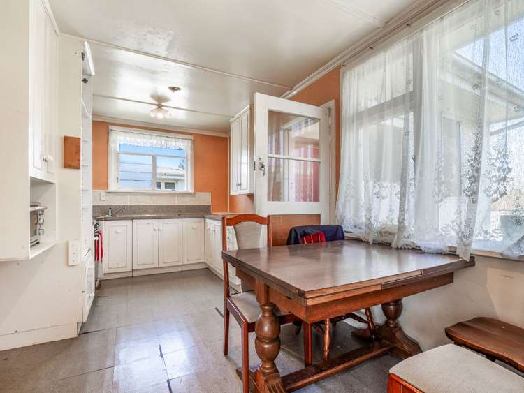 32 Farm Street Lumsden_15
