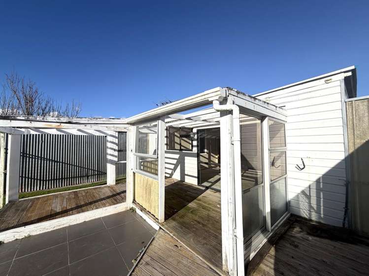 78 Strange Street Waitara_6