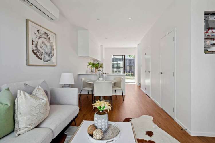 12B Woodhouse Place West Harbour_18