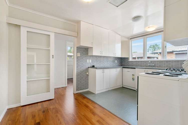 19a Woodglen Road Glen Eden_6