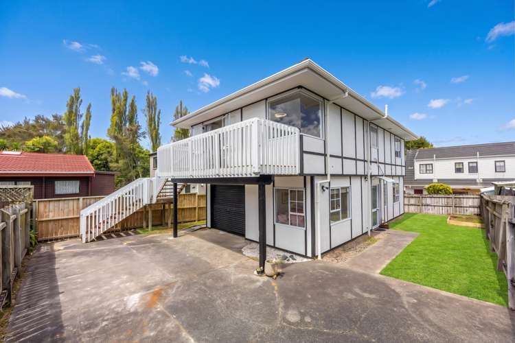 2/3 Ronald Macken Place Windsor Park_0