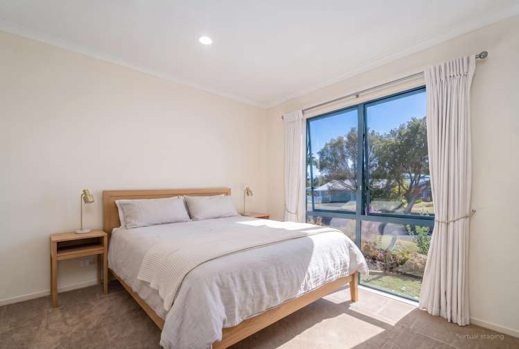 21 Charles Green Drive Cooks Beach_17