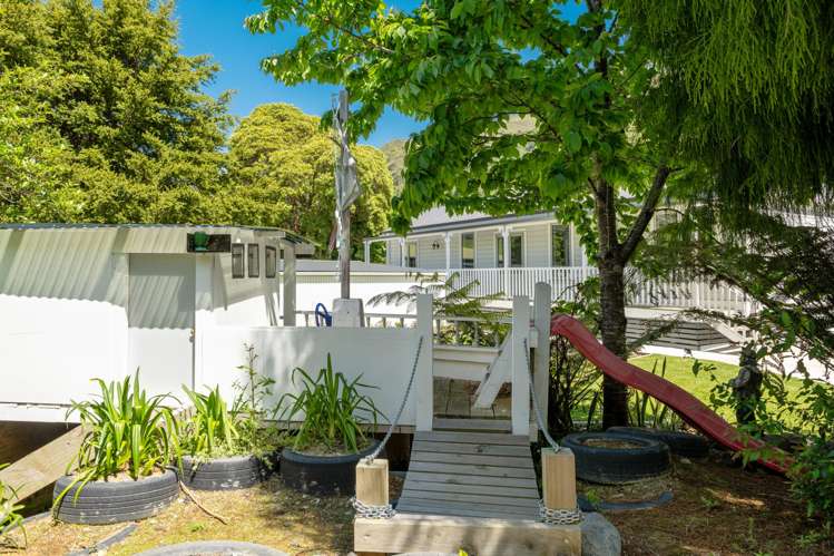 32 Main Road Havelock_19