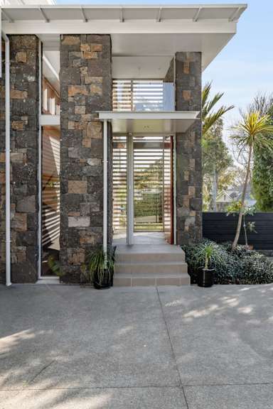 5 Castle Drive_3