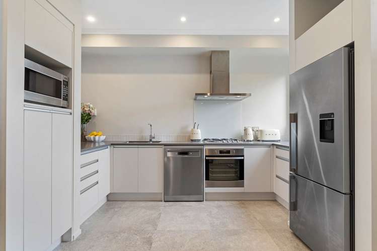 123 Bonair Crescent Silverdale_6