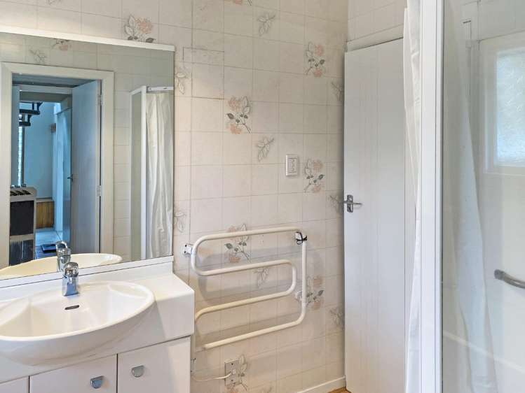 5 Clarevale Street 1408_12