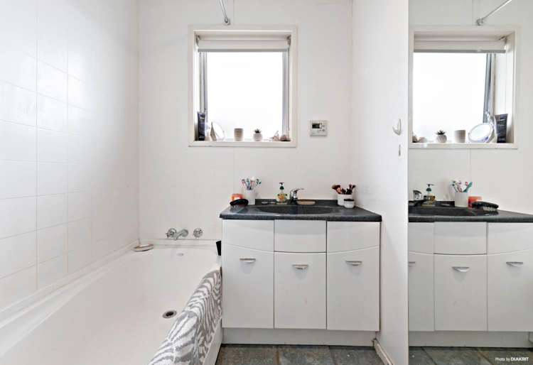 48 Captain Scott Road Glen Eden_10