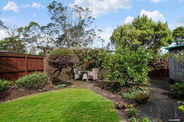 9 Riverpark Crescent Henderson_17