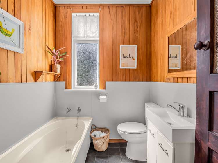 15 Godwin Crescent College Estate_17