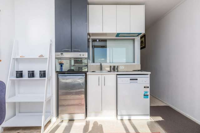 17J/34 Kingston Street Auckland_2