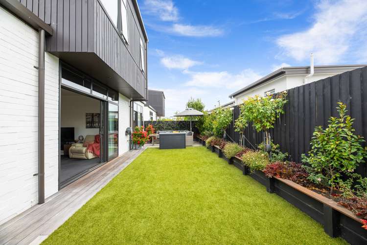 45 Blackmore Place Springlands_17