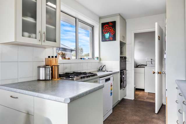 69A Rowses Road Aranui_4