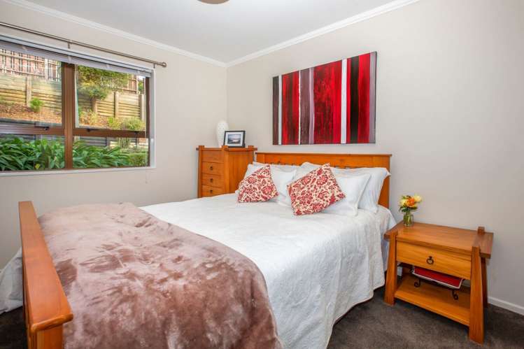 9 Langwell Place Papakowhai_12