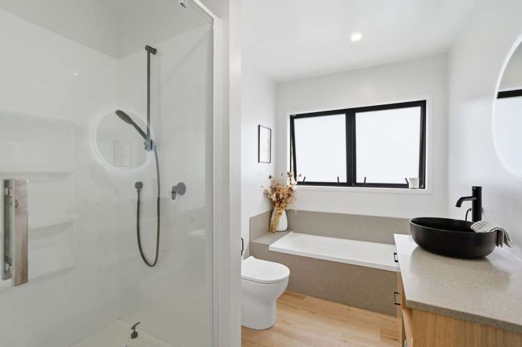 16 Western View Heights Horahora_11