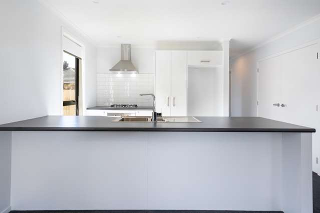 1/5 Helena Road Hillcrest_4