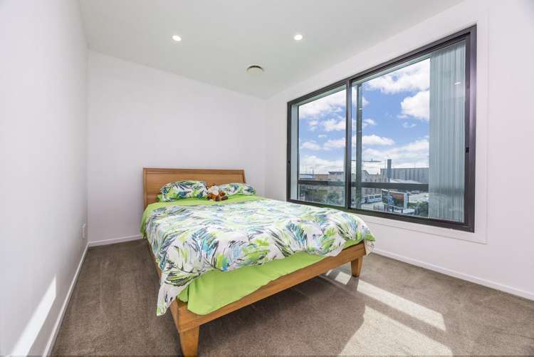 325/8 Dockside Lane Auckland Central_6