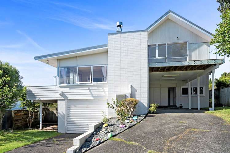 63 Parr Terrace Castor Bay_0