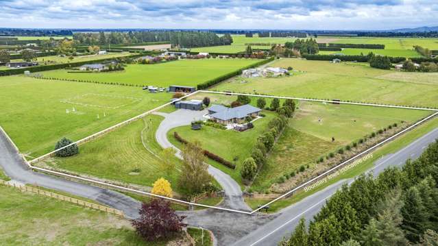 Rural Feel, Townside Ease