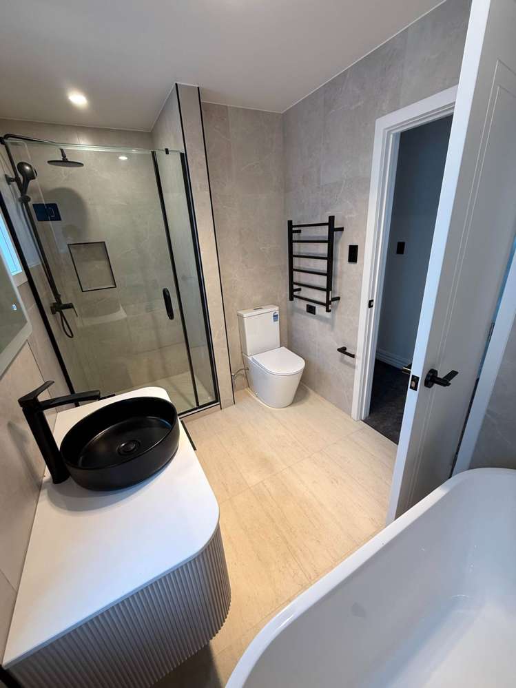 40b Glenmore Road Sunnyhills_10