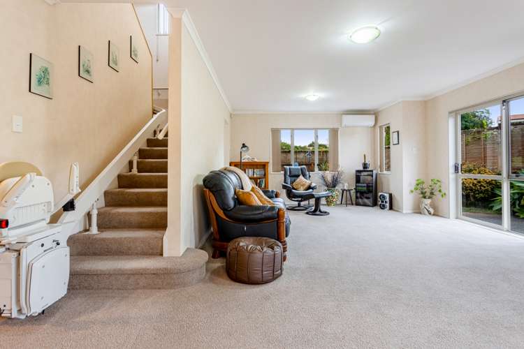 2 Chettle Court New Lynn_18