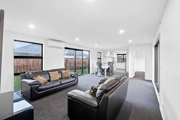 5 Atap Place_0