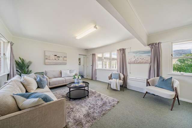 11 York Avenue Heretaunga_3