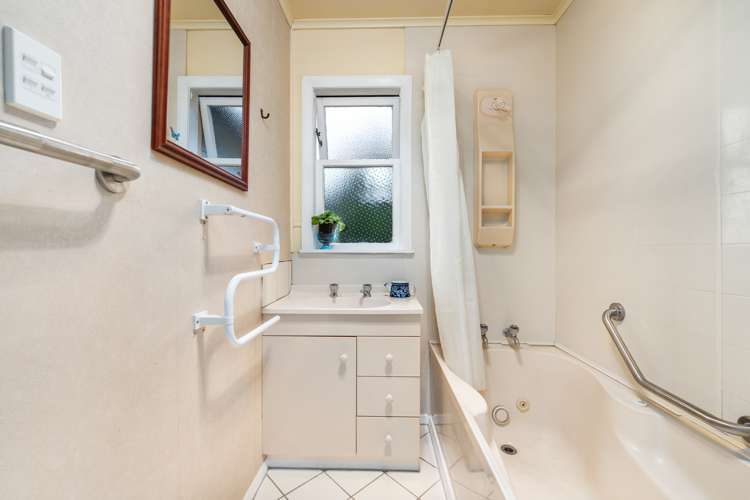 17 Flyger Street Kimbolton_12