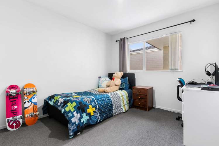 8 Popokatea Drive Takanini_18