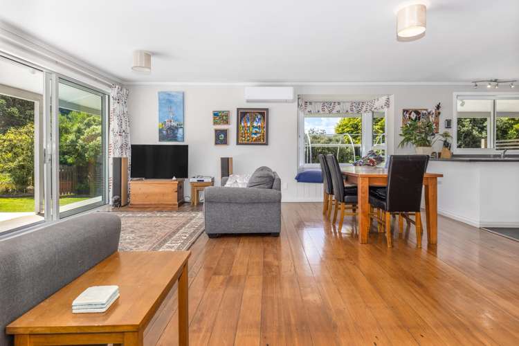 102 Rawhiti Road Pukerua Bay_6