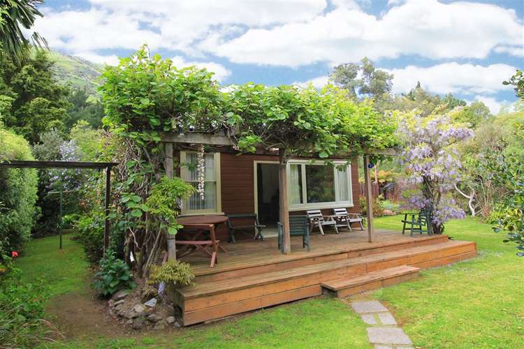 9 Factory Road Little Akaloa_20