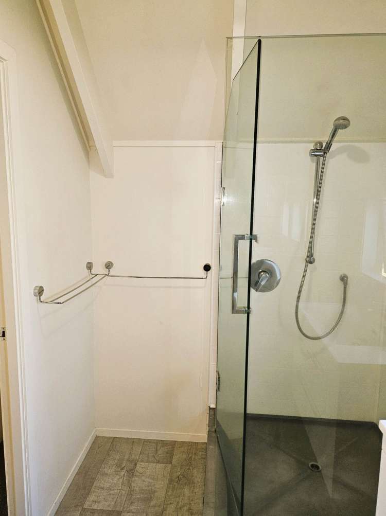 2/135b Vauxhall Road Narrow Neck_5